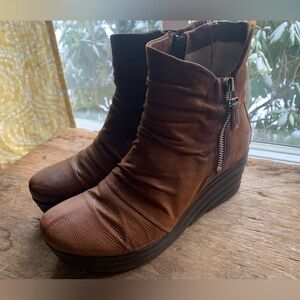 Miz Mooz brown ankle boot, US women’s 9